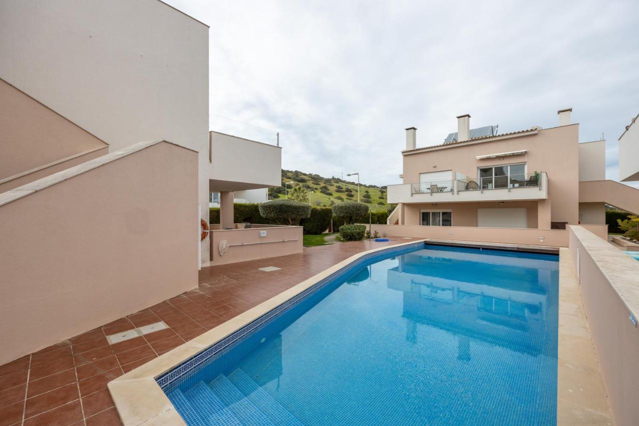 House Apartament *