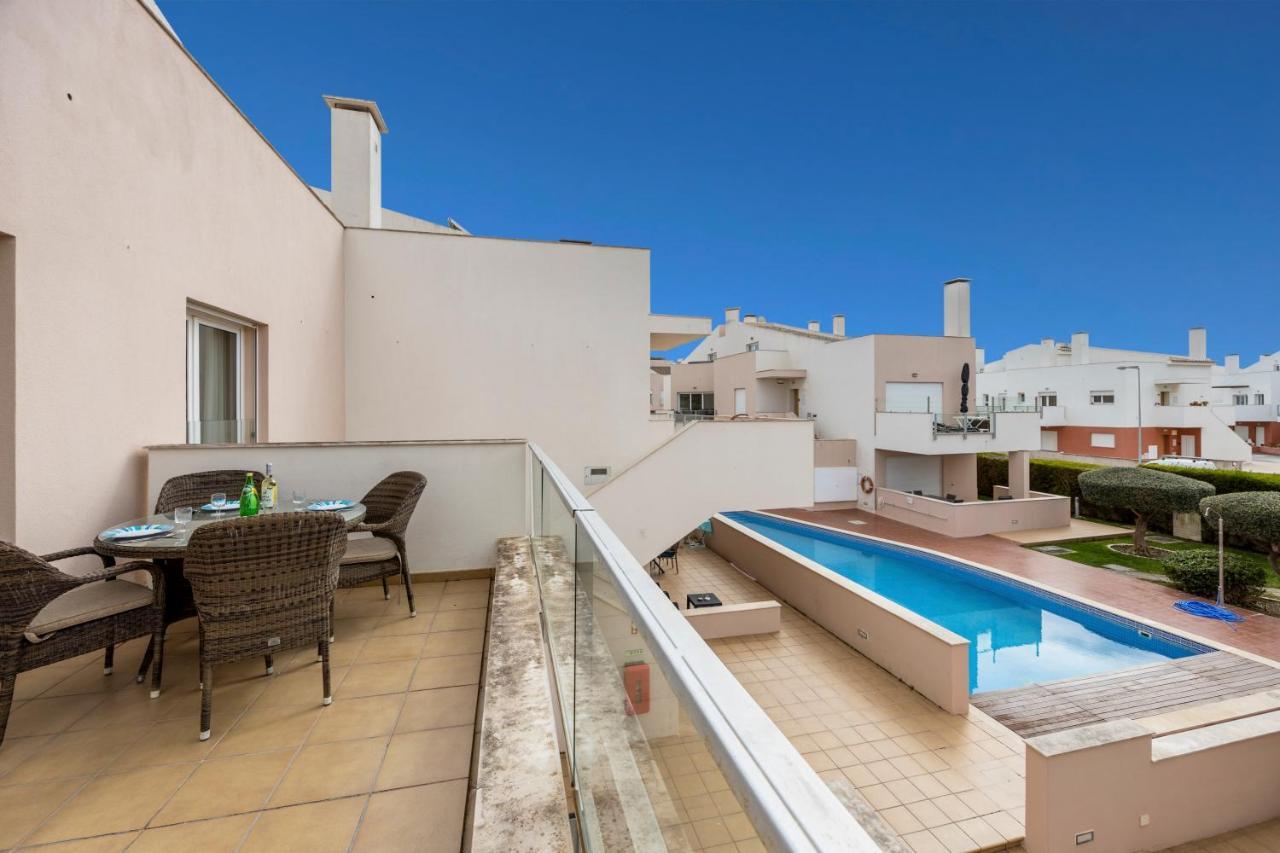 Apartament House